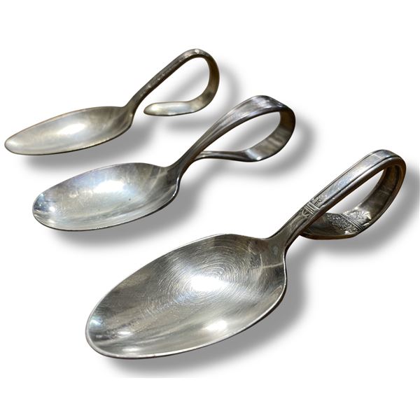3 Pcs Vintage 1847 Rogers Bros and Wm Rogers & Son Curved Handle Silverplate Baby Spoons