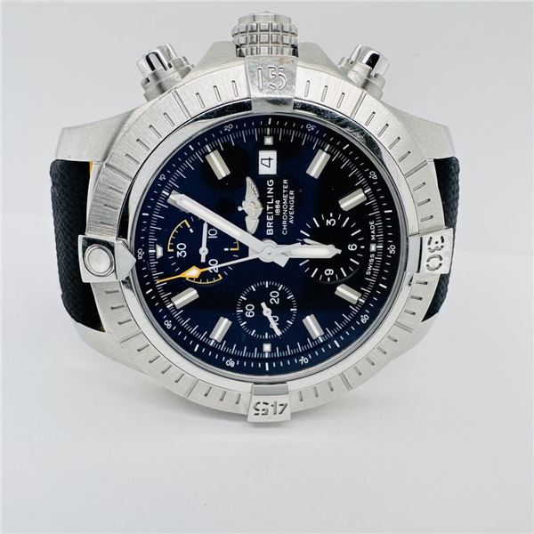 Breitling Avenger Chronograph