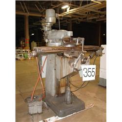 BRIDGEPORT MILL W/VISE