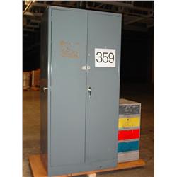 2 DR CABINET & 4 DR CABINET (2X)