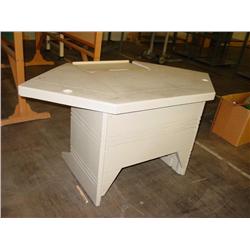 WIRE ELECTRICAL, DESK, LAB TABLE, PLASTIC (4X)