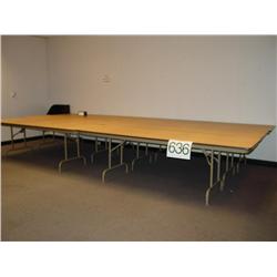FOLDING TABLE (6X)
