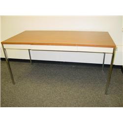 DESK W/RETURN ,DESK, TABLE (4X)