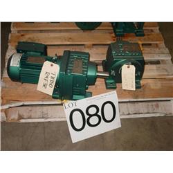 SEW-EURODRIVE MOTOR W/GEAR BOX (2X)