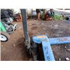 Image 12 : (10131388) Pallet Jack, Model HJ5500 (Bent Handle, Functions Otherwise)