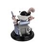 Image 2 : A Minnie Mouse “Steppin Out” Figurine.