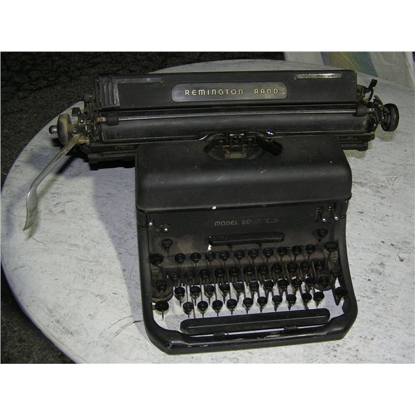 Remington Rand Model Seventeen manual typewriter