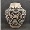Image 1 : LAGUNA POTTERY VASE (MYRON SARRACINO)