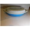 Image 2 : 33.  PYREX SNOWFLAKE DIVIDED 1 QT CASSSEROLE DISH, BLUE BASE, WITH LID