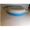 Image 3 : 33.  PYREX SNOWFLAKE DIVIDED 1 QT CASSSEROLE DISH, BLUE BASE, WITH LID
