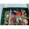 Image 3 : Lot of Vintage Christmas Ornaments
