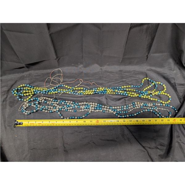 Link of Plastic Beads For Decorating