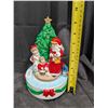 Image 2 : 1987 rotating Vintage Christmas Music Box (Works)
