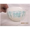 Image 3 : Small Pyrex Mixing Bowl with Amish Print on It