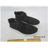 Image 1 : Vintage Timberland  Black Shoes Size 11 Good Condition