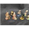 Image 2 : (10) Vintage Porcelain Wade Figurines