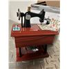 Image 2 : New Musical Mini Sewing Machine