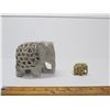 Image 2 : Collection of two hand-carved soapstone elephant figurines