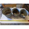 Image 1 : Pails