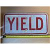 Image 1 : Yield Sign 17"x8"