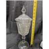 Image 2 : Vintage Indian Glass Diamond Point Apothecary Jar