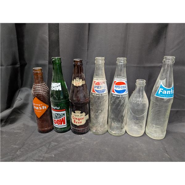 Lot of Vintage bottles (Pepsi, Mountain Dew, Fanta, and etc.)