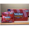 Image 1 : 33 pack box of Strawberry Twizzlers Gummies (12x90g)