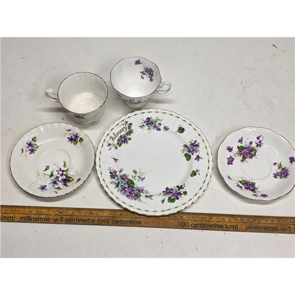 Royal Albert "Purple Violet" Pattern - Feb Flower - 5 pieces