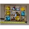 Image 5 : Box of Vintage Christmas Ornaments w/ Original Box