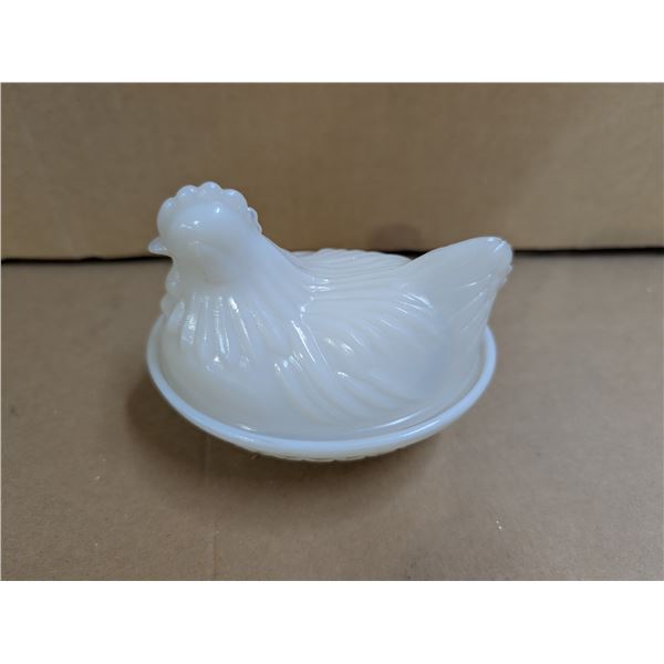 Glass Hen Nest Bowl Design (Milk Glass)