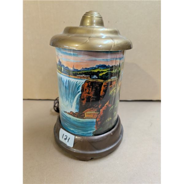 Vintage Lamp w/ Illustrated Lamp Shade (not tested)