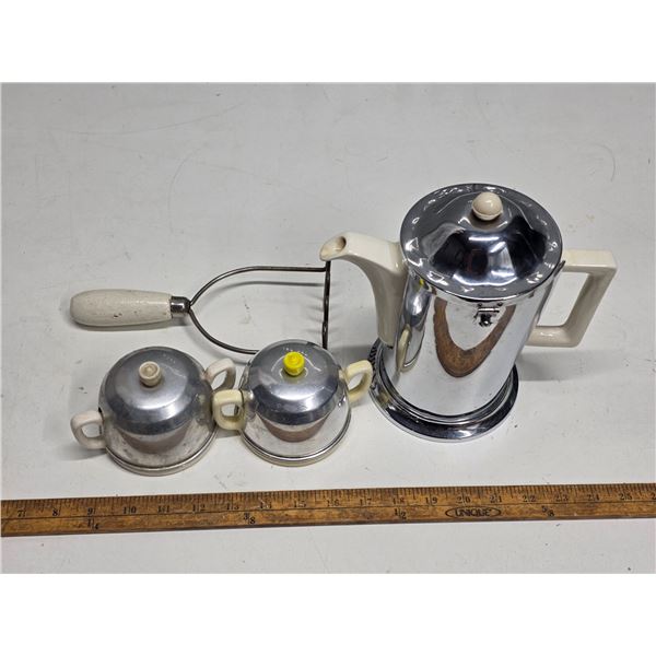 Vintage Insulated Teapot and Sugars
