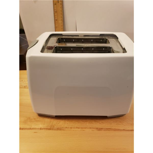Toaster- like new- very clean