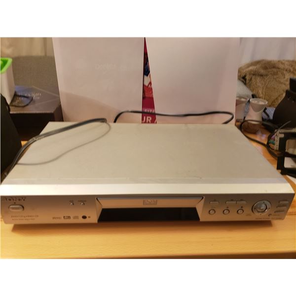 Sony DVC-CD player