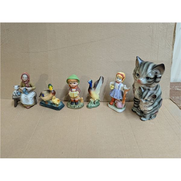 Lot of Vintage Figurines (Chalkware/Statues)