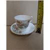 Image 5 : Set of Tea Cups and Saucers (Provinces, Alberta, Ontario, etc.)