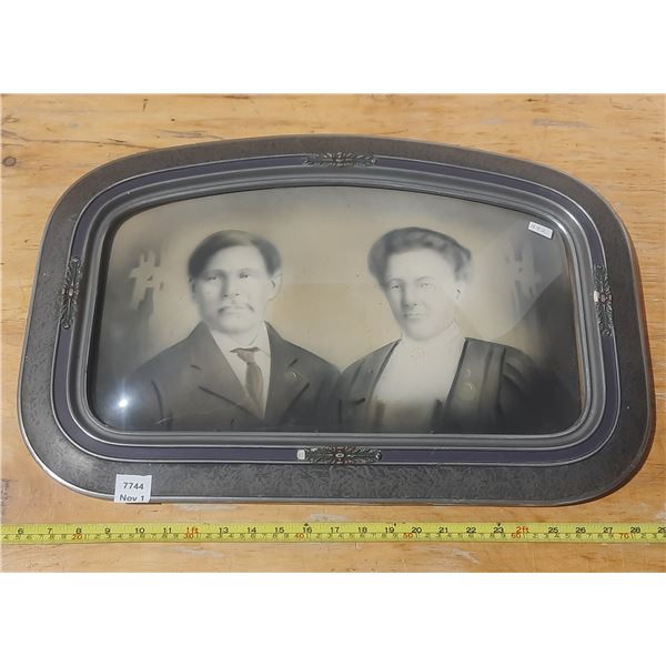 Antrque Picture Man and Lady.