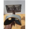 Image 3 : Stereoscope with Slides.