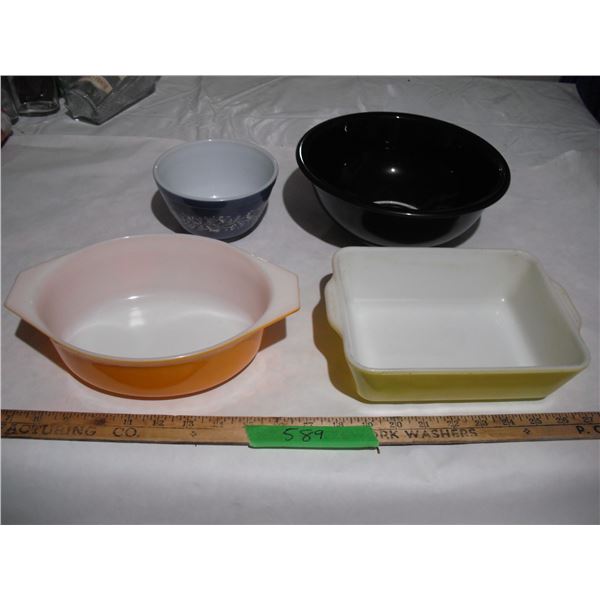 2 pyrex bowls and 2 casserole dishes