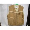 Image 1 : Vintage john deer vest size XL- made of rawhide and polyester