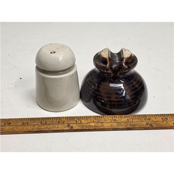2 ceramic insulators