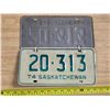 Image 1 : Pair of 1974 saskatchewan license plates