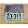 Image 2 : Pair of 1974 saskatchewan license plates