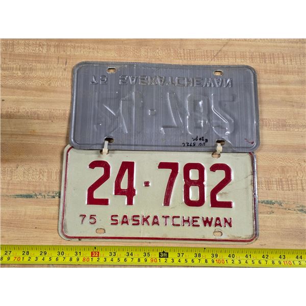 Pair of 1975 Saskatchewan license plates