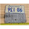 Image 2 : Pair of 1976 Saskatchewan license plates