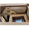 Image 3 : Lot of picture frames and glass