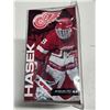 Image 4 : NHL figure Dominik Hasek series 2 mcfarlane figure- sealed