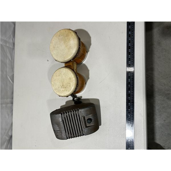 Vintage bongo's & drive-in speaker