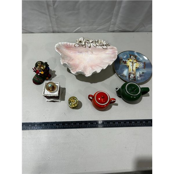 Vintage shell dish (chipped), tea pots, show globes & plate