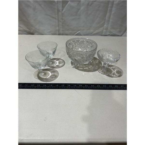 Pinwheel crystal dishes